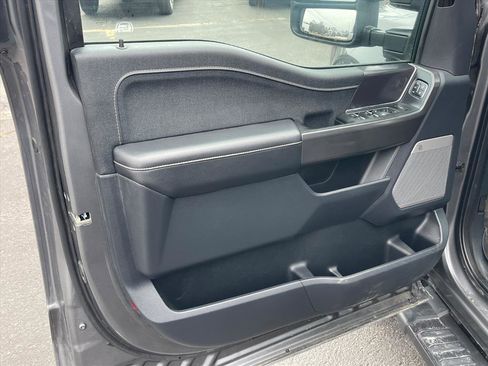 Used 2024 Ford F150 Lariat image 3