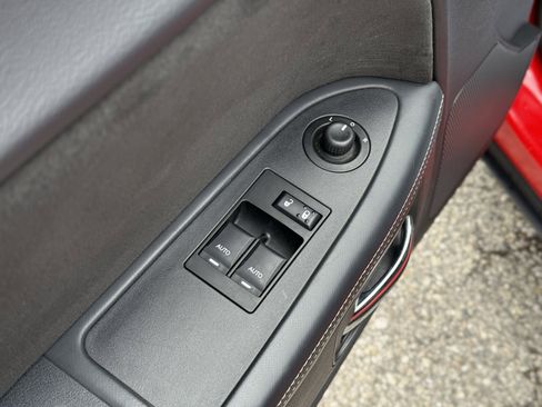 Used 2009 Dodge Challenger SRT8 image 17