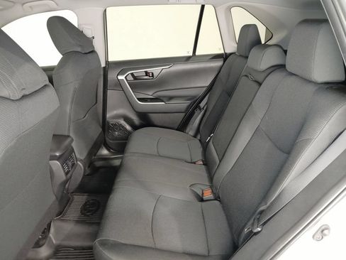 Used 2025 Toyota RAV4 LE AWD/4WD image 11