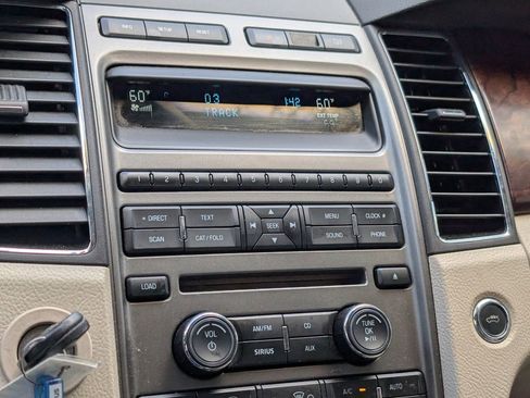 Used 2011 Ford Taurus SEL w/ 201A Rapid Spec Order Code image 19