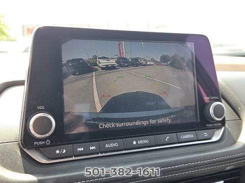 Used 2023 Nissan Rogue SV FWD image 24