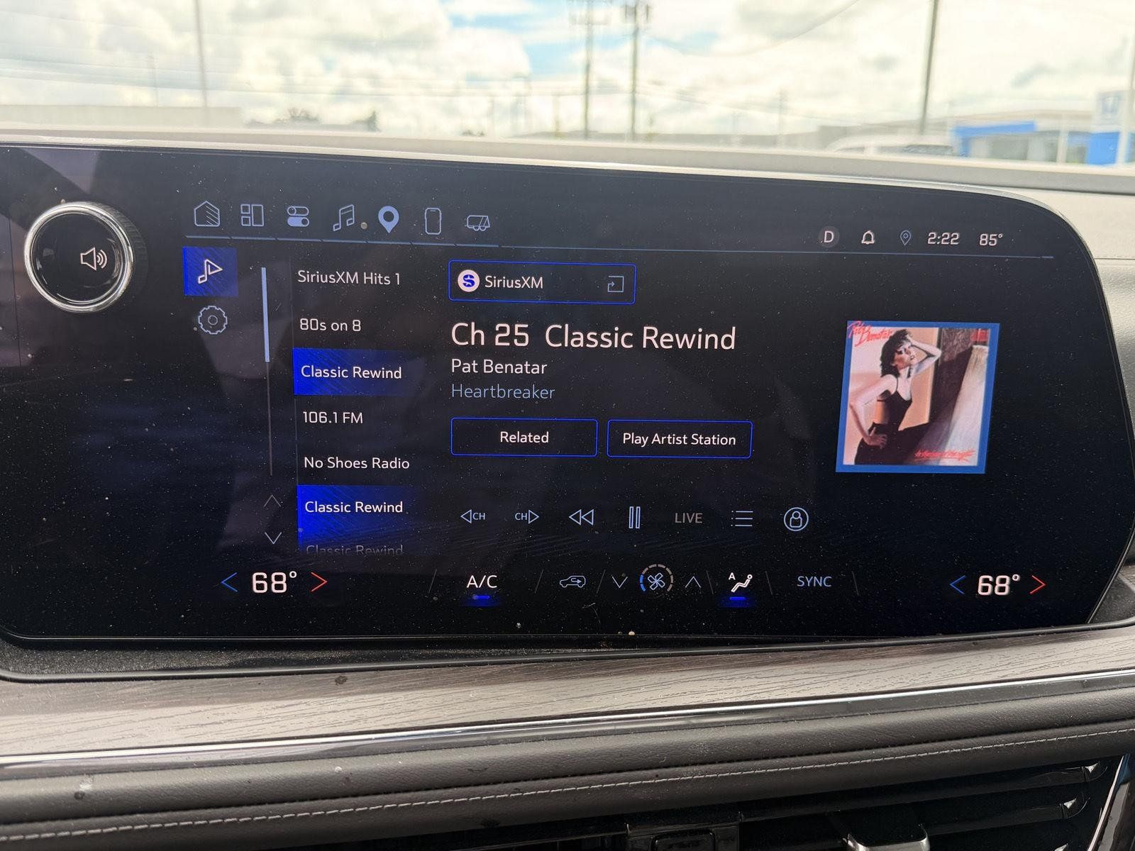 Used 2025 Chevrolet Tahoe LS AWD/4WD image 11