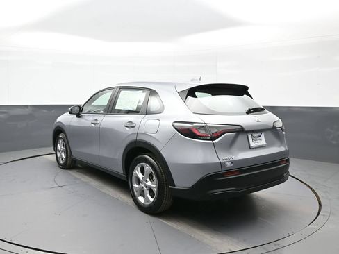 Certified 2023 Honda HR-V LX image 8