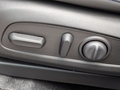 New 2026 Buick Envista Sport Touring w/ Convenience I Package FWD image 21