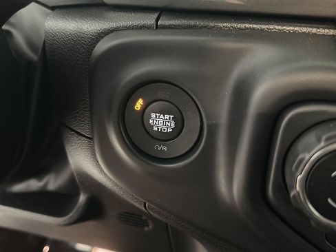 Used 2023 Jeep Wrangler Unlimited Sahara w/ Cold Weather Group AWD/4WD image 16