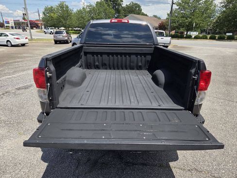 Used 2012 Toyota Tundra 2WD Double Cab w/ Tow Pkg image 5