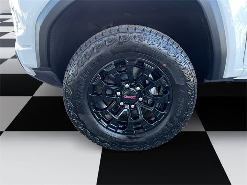 New 2026 GMC Canyon Elevation image 14