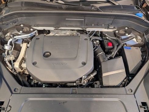 Used 2024 Volvo XC90 B6 Plus w/ Protection Package image 33