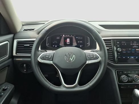 Used 2023 Volkswagen Atlas SEL AWD/4WD image 8