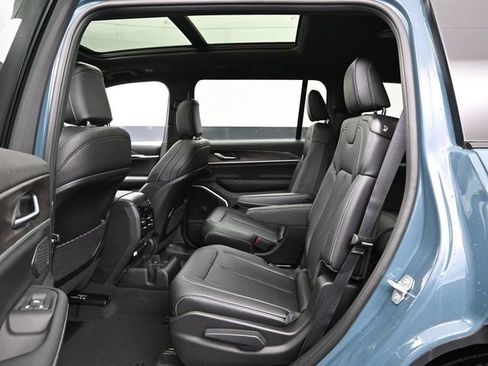 New 2026 Jeep Grand Cherokee L Limited image 19