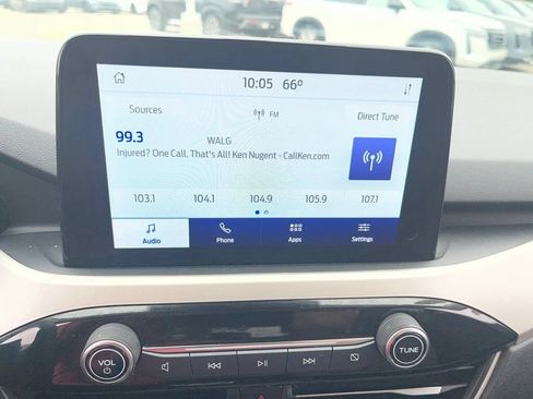 Used 2022 Ford Escape SE FWD image 16