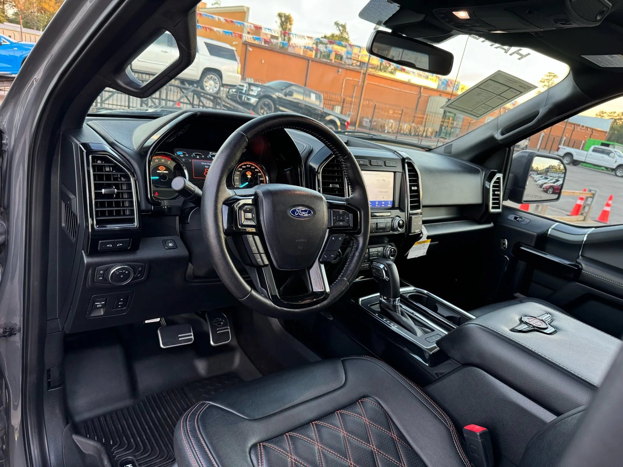 Used 2020 Ford F150 Lariat w/ Equipment Group 502A Luxury AWD/4WD image 30
