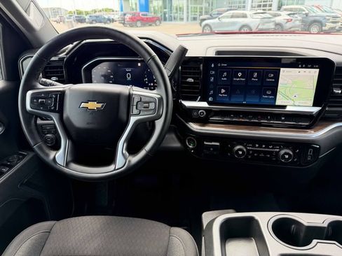 Used 2026 Chevrolet Silverado 1500 LT AWD/4WD image 28
