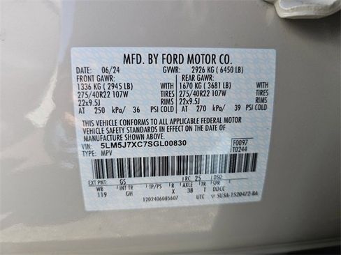 New 2025 Lincoln Aviator Reserve w/ Equipment Group 201A image 33