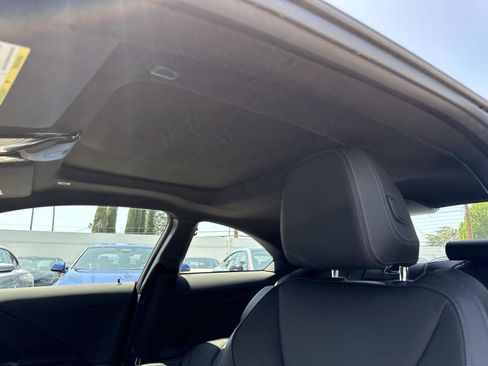 Used 2024 BMW 230i Coupe w/ M Sport Package RWD image 11