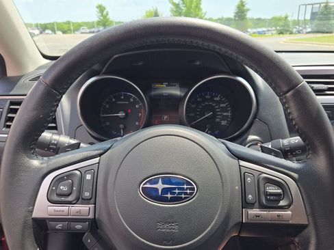 Used 2017 Subaru Outback 3.6R Limited AWD/4WD image 33