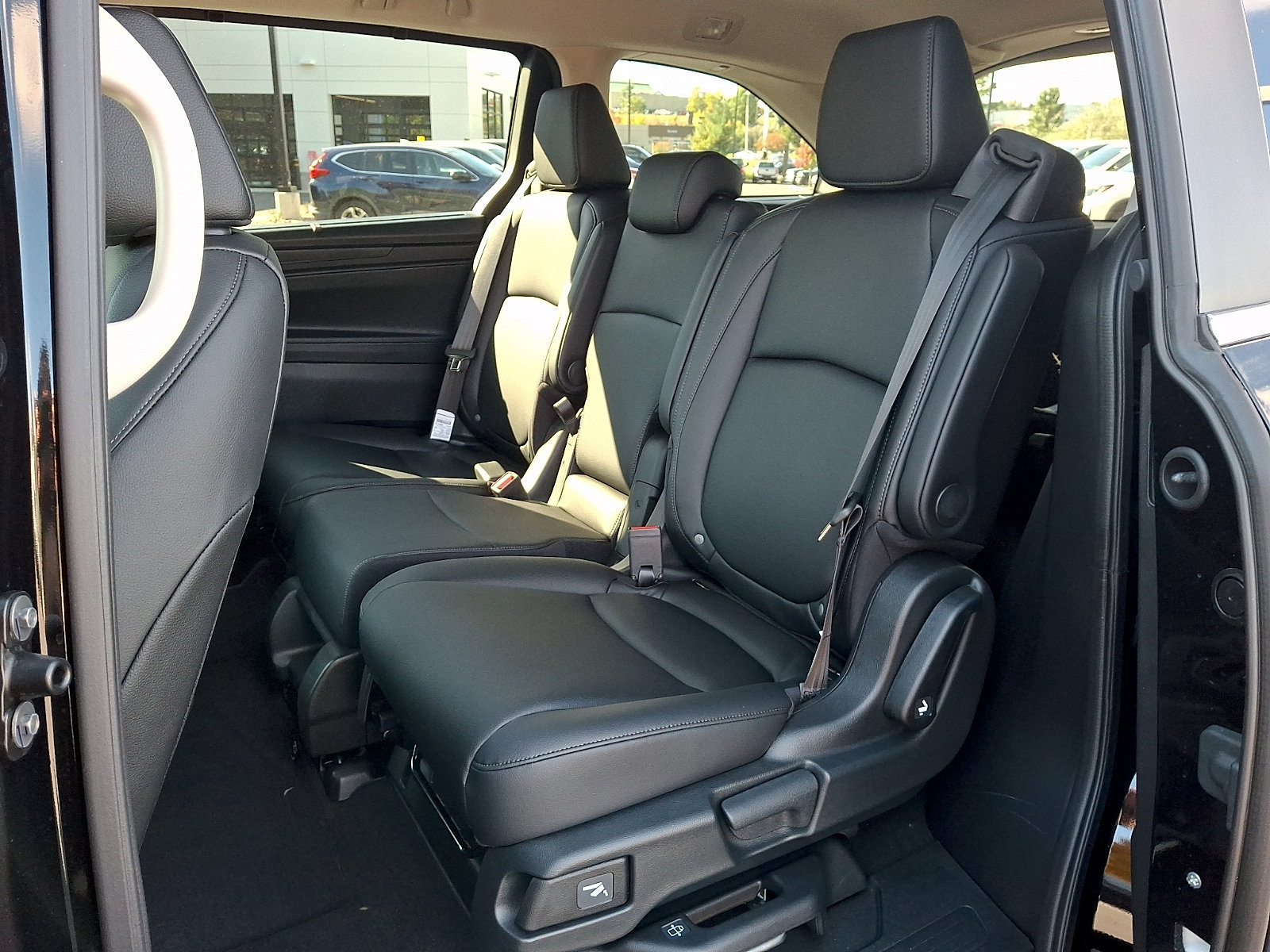 New 2027 Honda Odyssey EX-L image 5