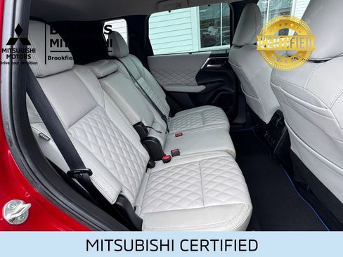 Used 2023 Mitsubishi Outlander SEL AWD/4WD image 30