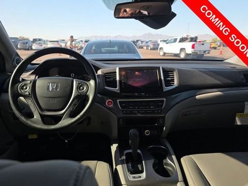 Used 2017 Honda Pilot EX-L image 9