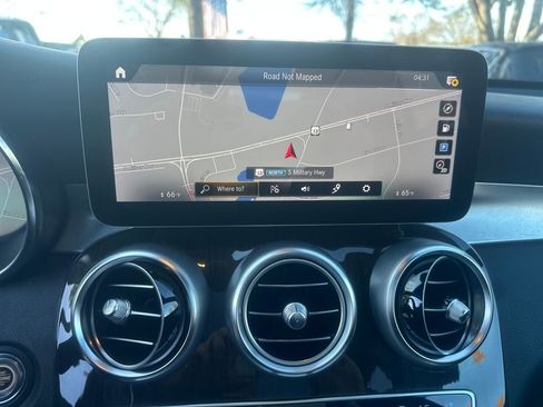 Used 2021 Mercedes-Benz GLC 300 4MATIC w/ AMG Line image 13