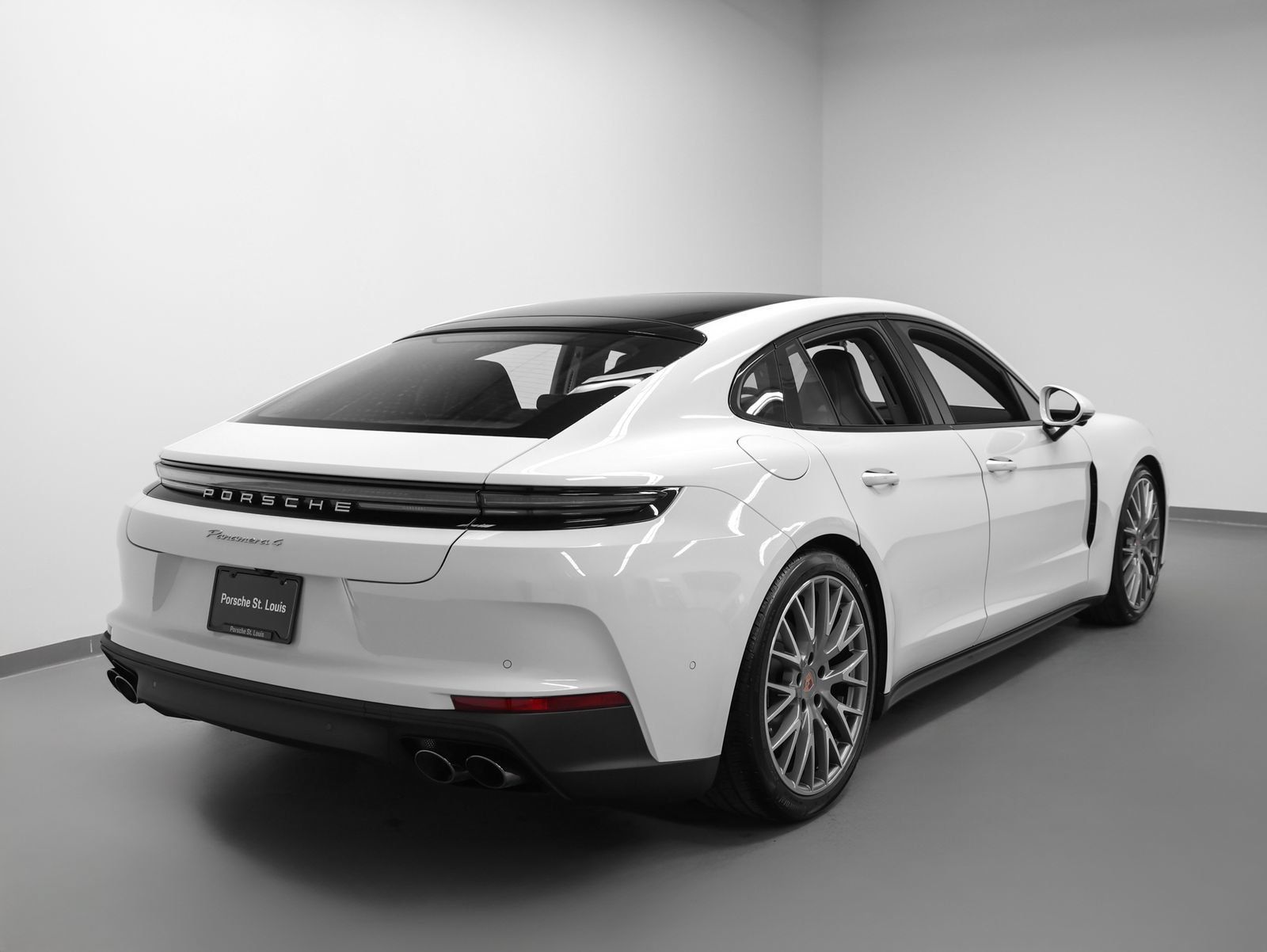 Certified 2026 Porsche Panamera 4 AWD/4WD image 12