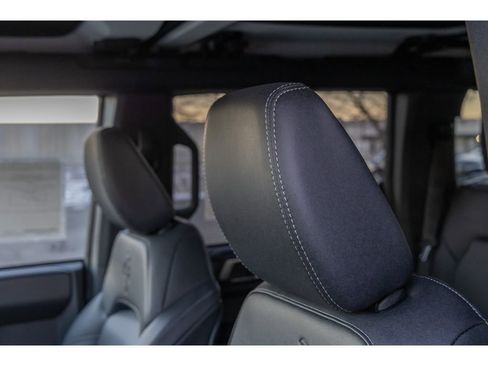 New 2025 Ford Bronco Badlands AWD/4WD image 17