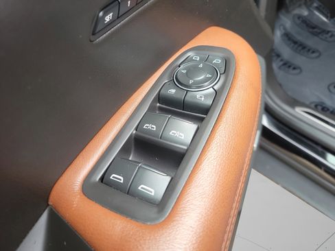 Used 2020 Cadillac XT5 Premium Luxury w/ LPO, Illumination Package image 30