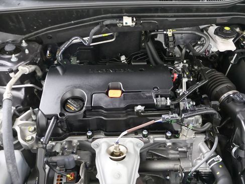 Used 2025 Honda HR-V LX image 17