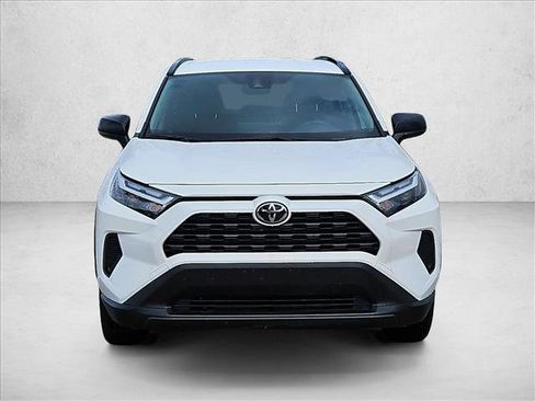 Used 2025 Toyota RAV4 LE AWD/4WD image 2
