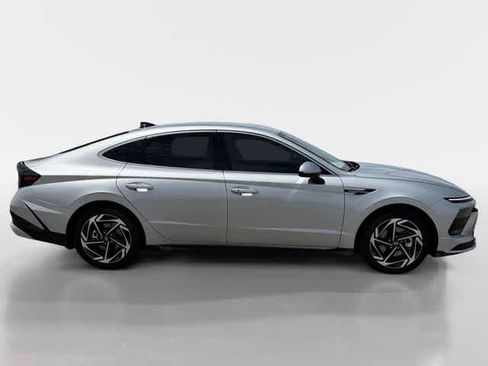 New 2026 Hyundai Sonata SEL image 6