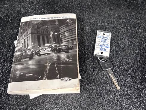 Used 2015 Ford Taurus Police Interceptor AWD image 34