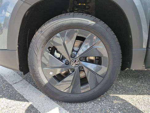 New 2025 Volkswagen Taos S image 42