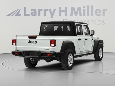 Used 2020 Jeep Gladiator Sport w/ Quick Order Package 24S AWD/4WD image 2