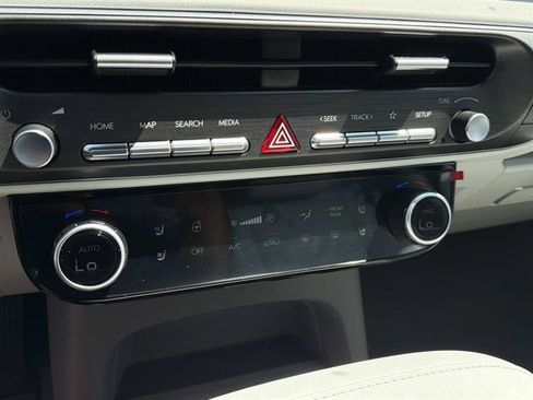 New 2026 Hyundai Palisade Limited FWD image 23