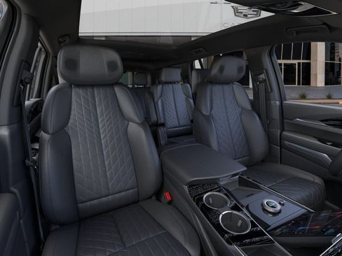 New 2026 Cadillac Escalade IQ Sport 1 w/ LPO, Floor Liner Package AWD/4WD image 16