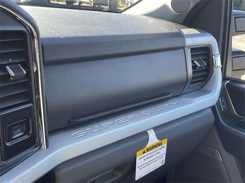 New 2026 Ford F250 XLT w/ XLT Premium Package image 30