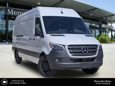 New 2026 Mercedes-Benz Sprinter 2500 image 1