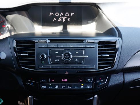 Used 2016 Honda Accord Sport image 35