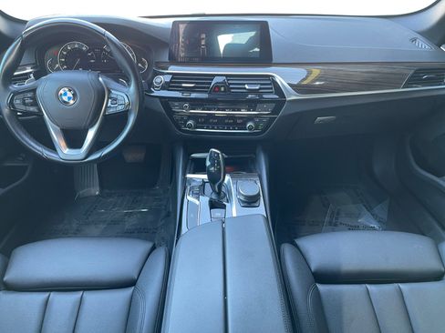 Used 2019 BMW 530i w/ Convenience Package image 10