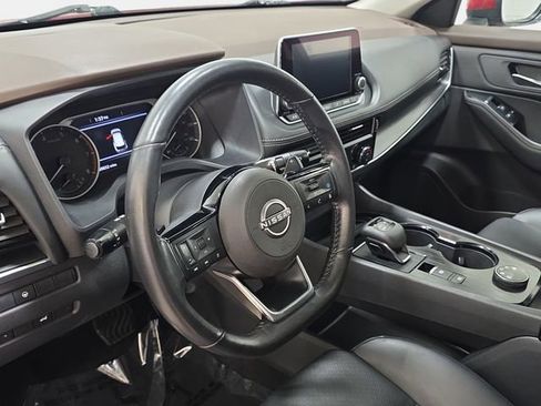 Used 2023 Nissan Rogue SV w/ SV Premium Package image 14