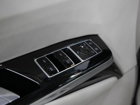 Used 2026 Cadillac Escalade Platinum Sport w/ LPO, ONYX Package AWD/4WD image 26