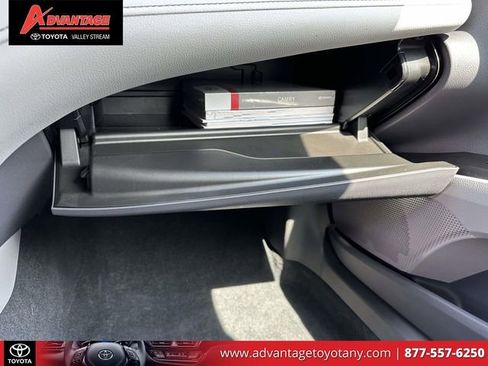 Certified 2024 Toyota Camry SE FWD image 39