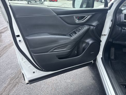 Used 2023 Subaru Forester Premium AWD/4WD image 15