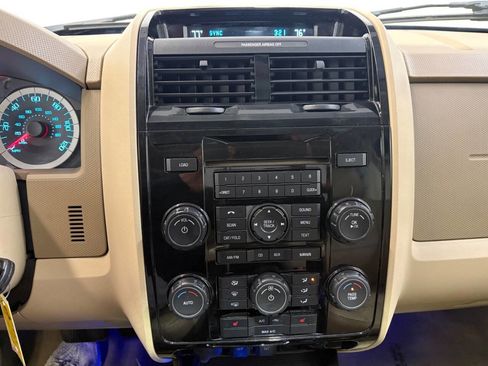 Used 2011 Ford Escape Limited w/ 302A Rapid Spec Order Code image 16