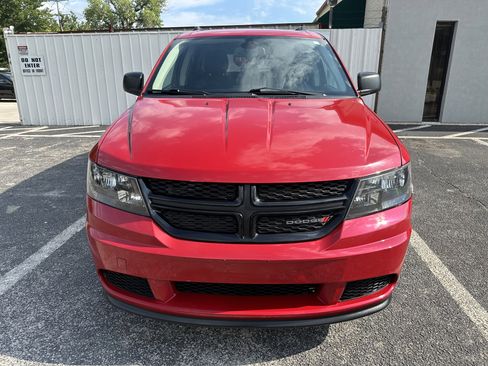 Used 2020 Dodge Journey SE w/ SE Popular Equipment Group image 8