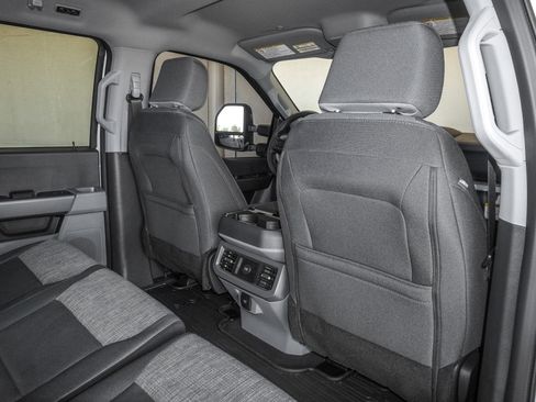 New 2026 Ford F250 XLT w/ FX4 Off-Road Package AWD/4WD image 43