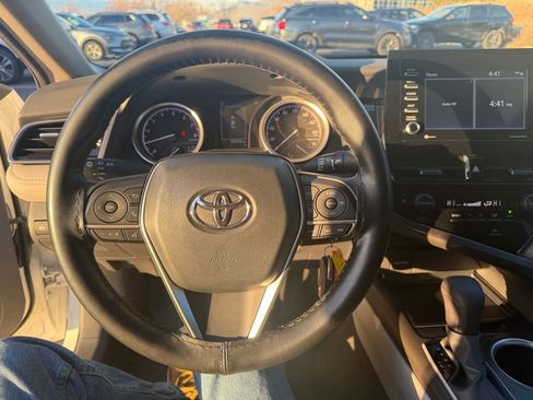 Used 2023 Toyota Camry LE image 12