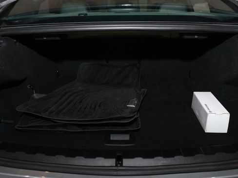 Used 2023 BMW 330e xDrive w/ Premium Package image 47