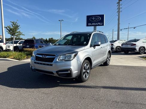 Used 2018 Subaru Forester 2.5i Premium AWD/4WD image 1