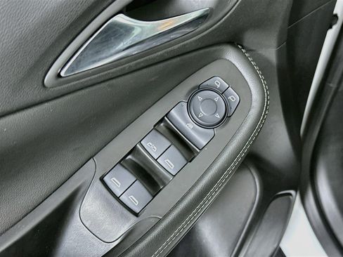 Used 2025 Buick Encore GX Preferred FWD image 15